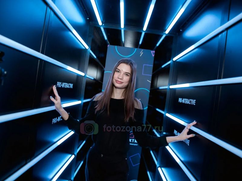Фотозона «Неоновый тоннель»